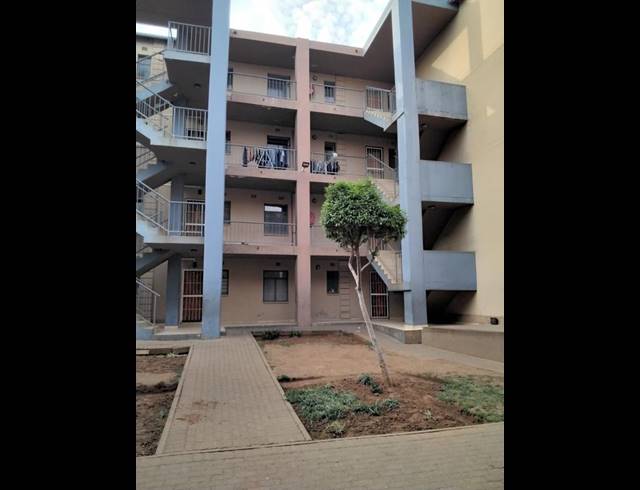 2 BEDROOM APARTMENT FOR SALE IN JABULANI